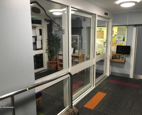 automatic door repairs Londonq